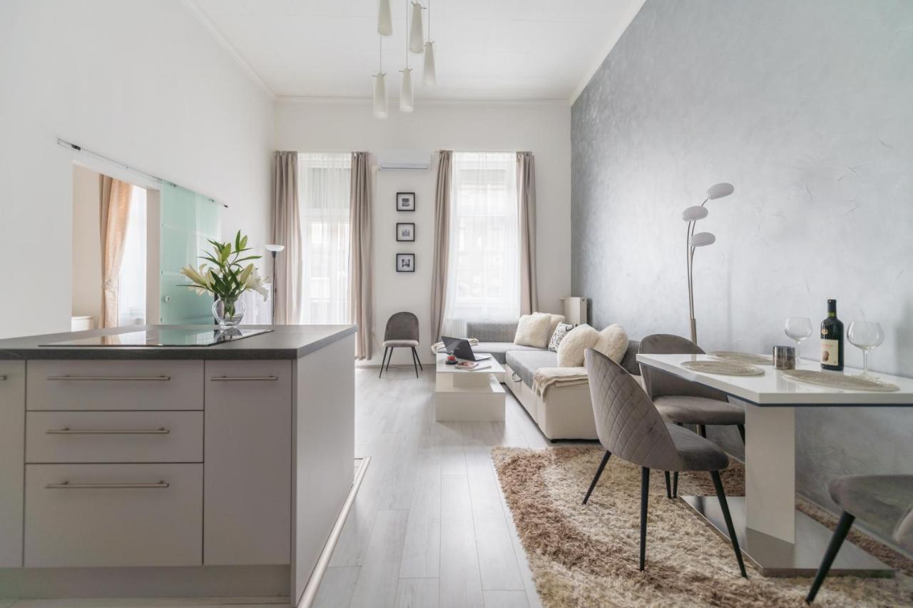 Downtown Gem Aircond Close To Heroes' Square Βουδαπέστη Εξωτερικό φωτογραφία